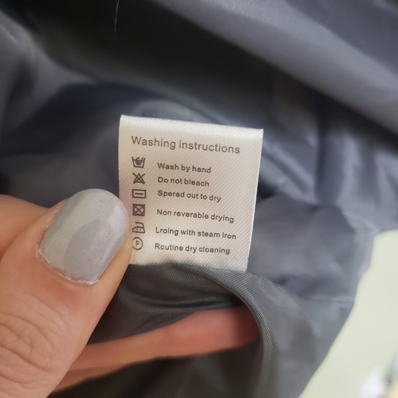 Seattle Mariners 2022 Puffy Vest Youth Large Fits Like Woman's Small - Picture 7 of 8